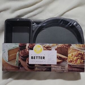 Wilton Bake It Better 5-Piece Bakeware Set - Grey/silver